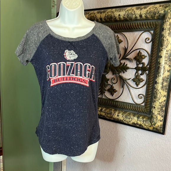 Gonzaga Bulldogs Red & Gray T-Shirt Crew Neck Short Sleeve Graphic Fitted Sz M - Picture 1 of 7